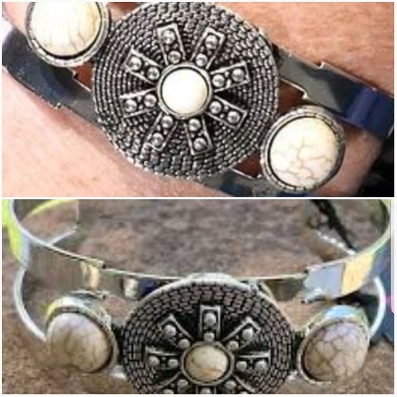 HERE COMES THE SUNDIAL WHITE CUFF BRACELET - Picture 1 of 1